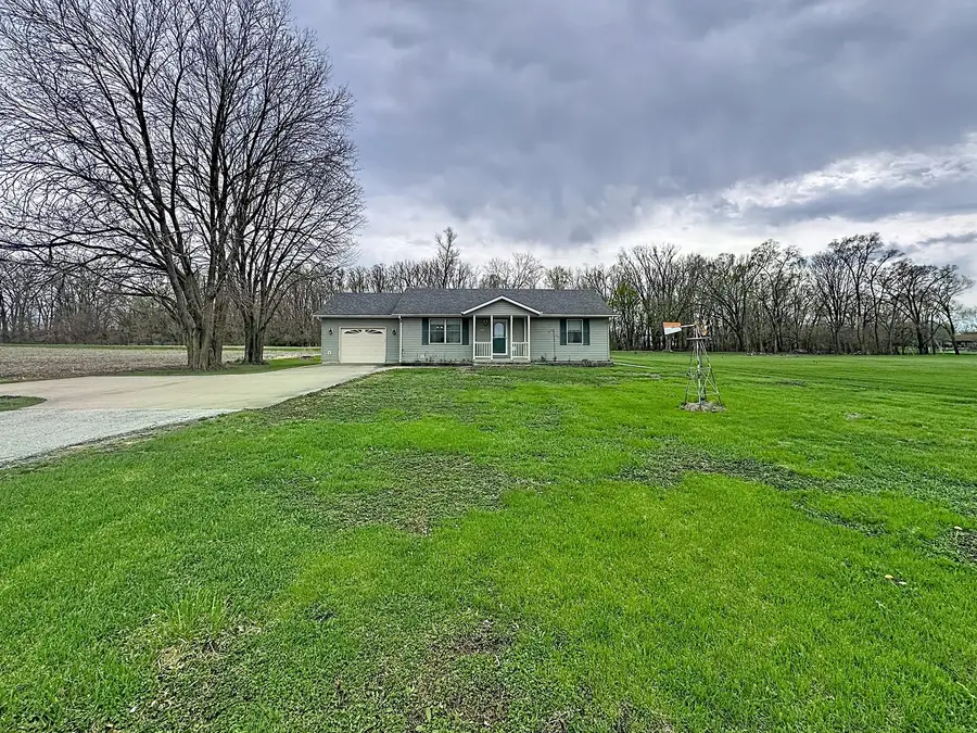 2524 Big Island Parkway, Milan, IL 61264 - #3