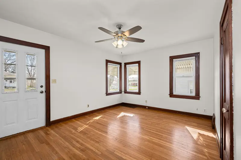 1662 W 37th Street, Davenport, IA 52806 - #3