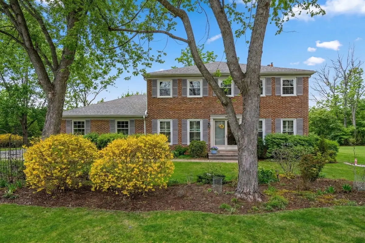 5 Middlebury Lane, Lincolnshire, IL 60069 - #1