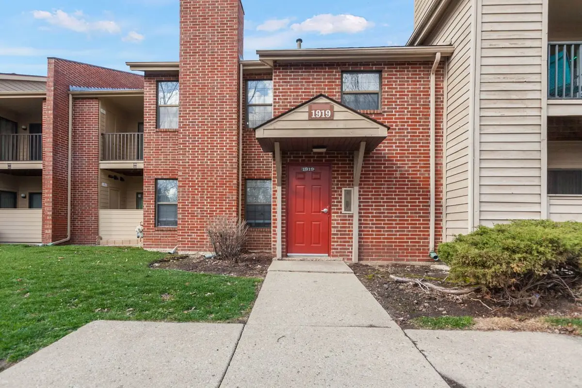1919 N Hicks Road #209, Palatine, IL 60074 - #1