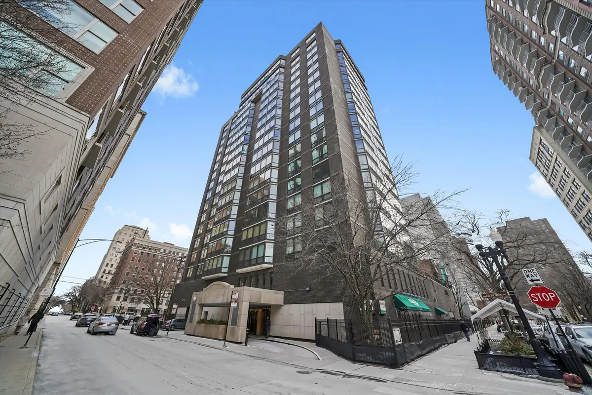 21 W Goethe Street #18GH, Chicago, IL 60610 - #1