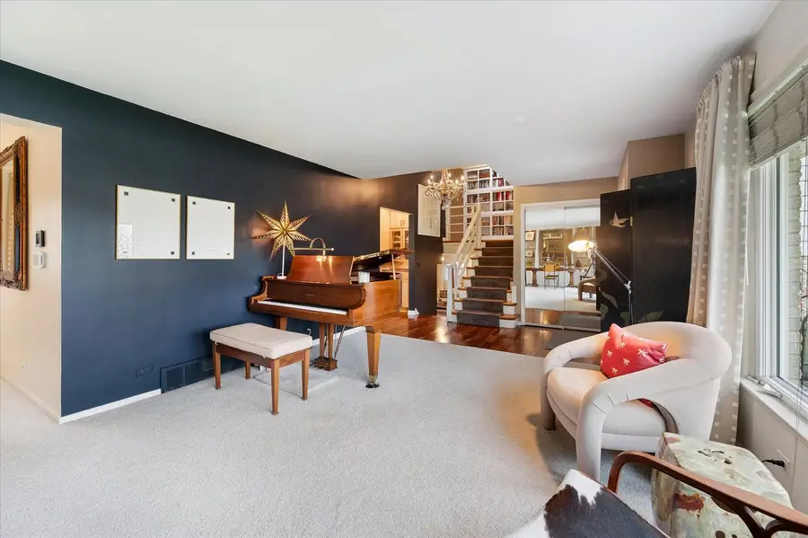 631 S Fern Court, Elmhurst, IL 60126 - #3