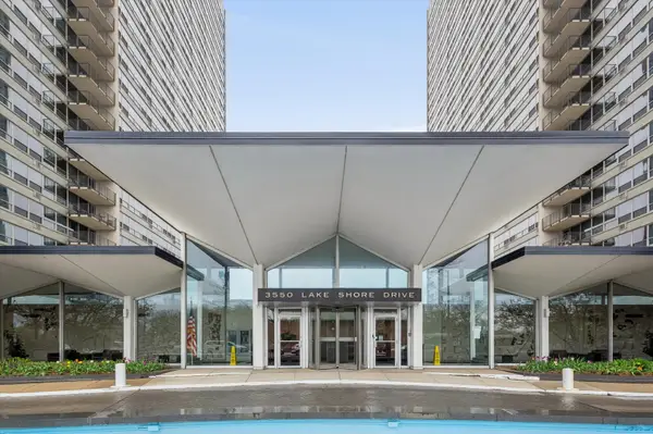 3550 N Lake Shore Drive #1620, Chicago, IL 60657