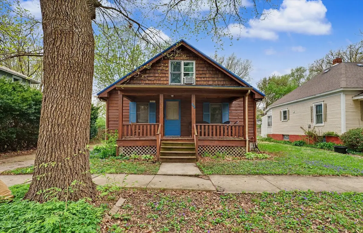 705 S Wabash Avenue, Urbana, IL 61801 - #1