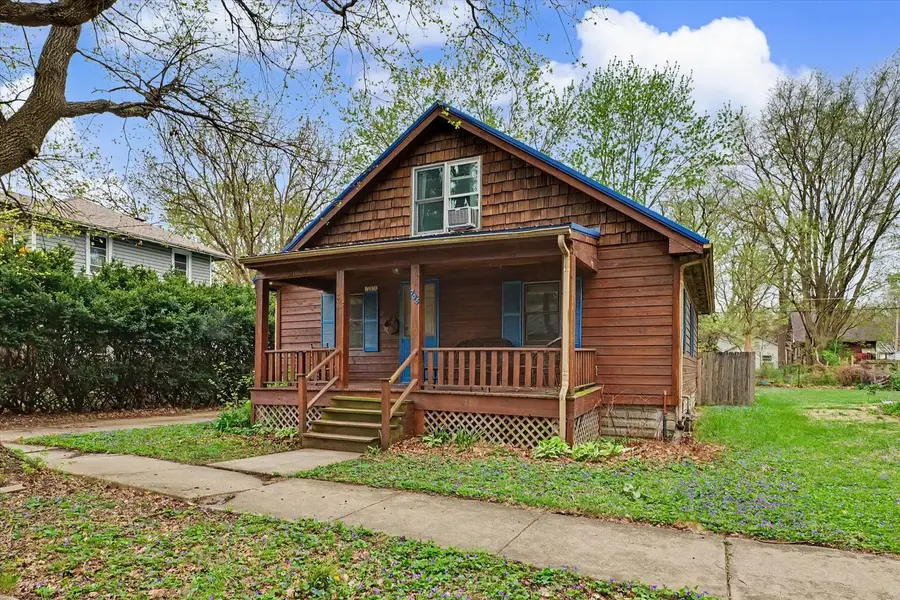 705 S Wabash Avenue, Urbana, IL 61801 - #2