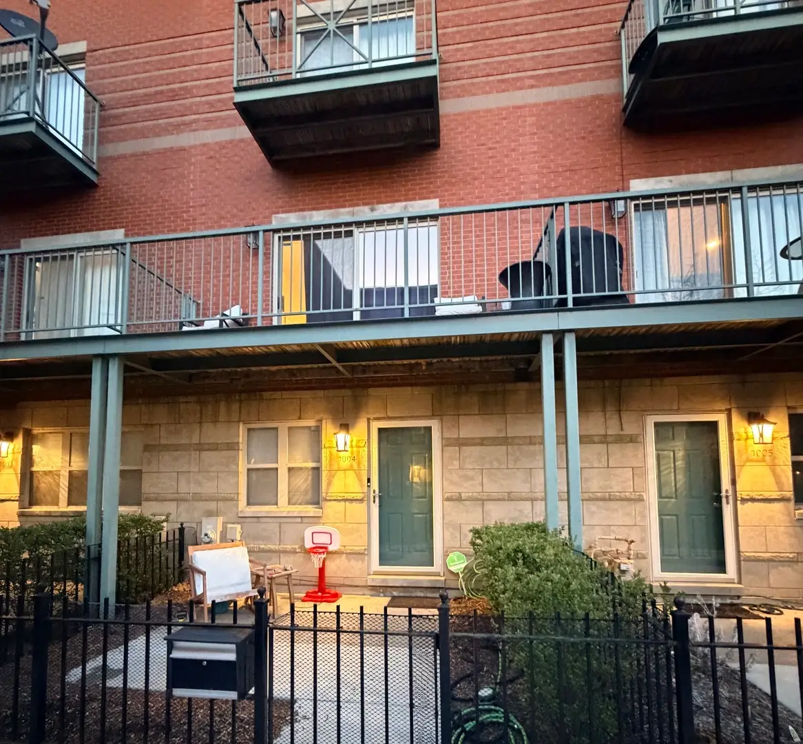 4530 S Woodlawn Avenue #1004, Chicago, IL 60653 - #1