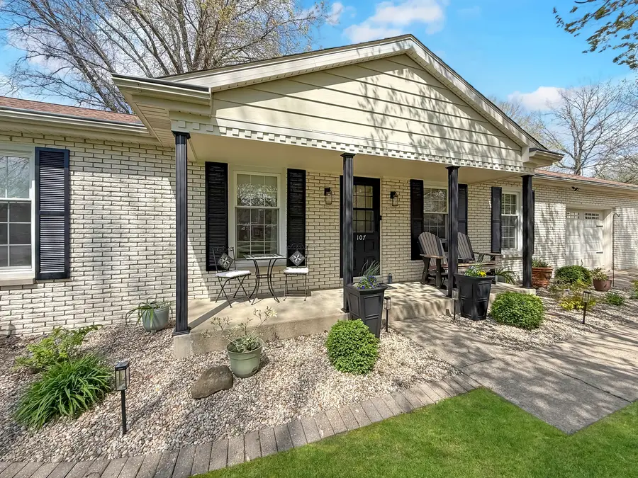 107 W Third Street, Broadlands, IL 61816 - #3