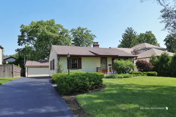 1120 Elmwood Avenue, Deerfield, IL 60015