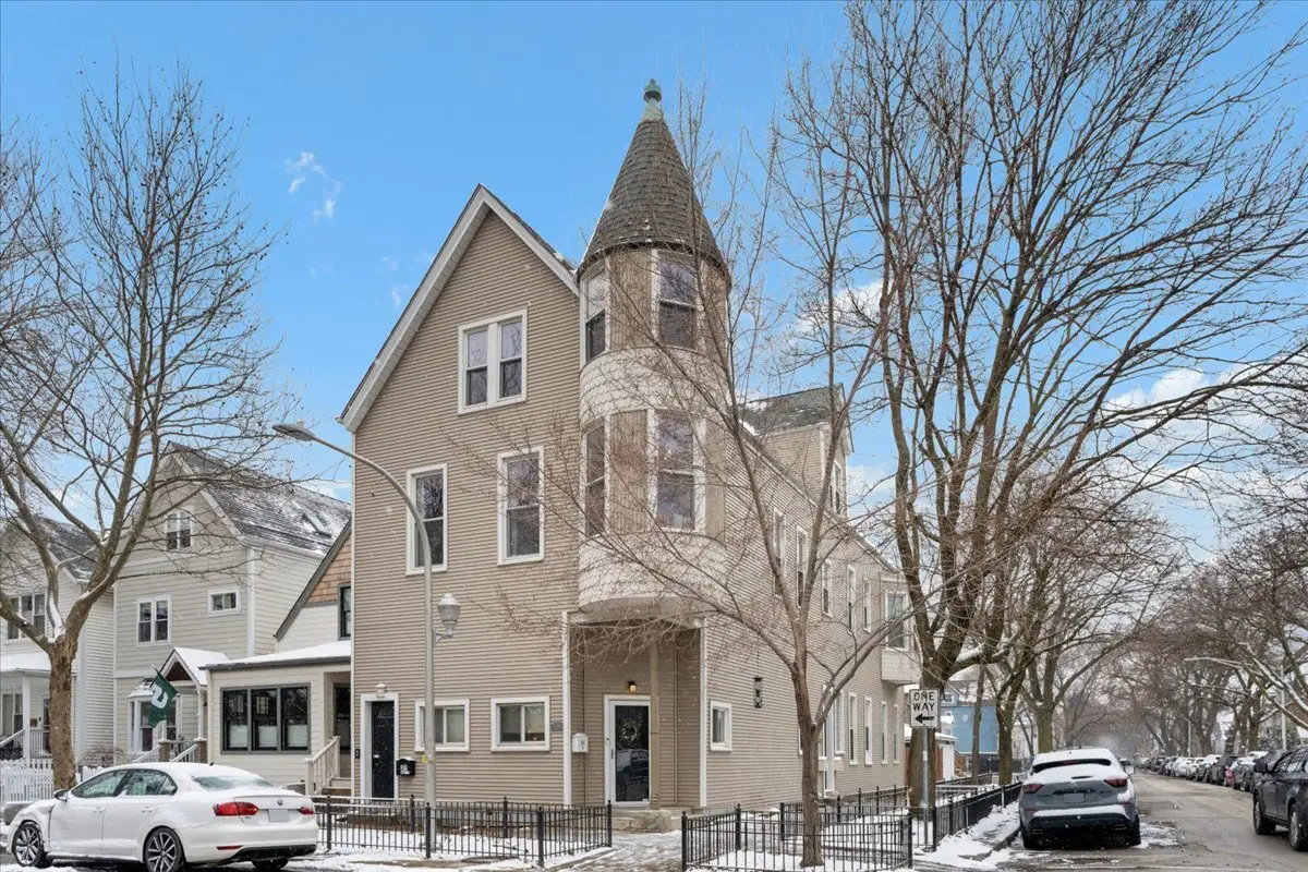 3058 N Hoyne Avenue #2F, Chicago, IL 60618 - #1