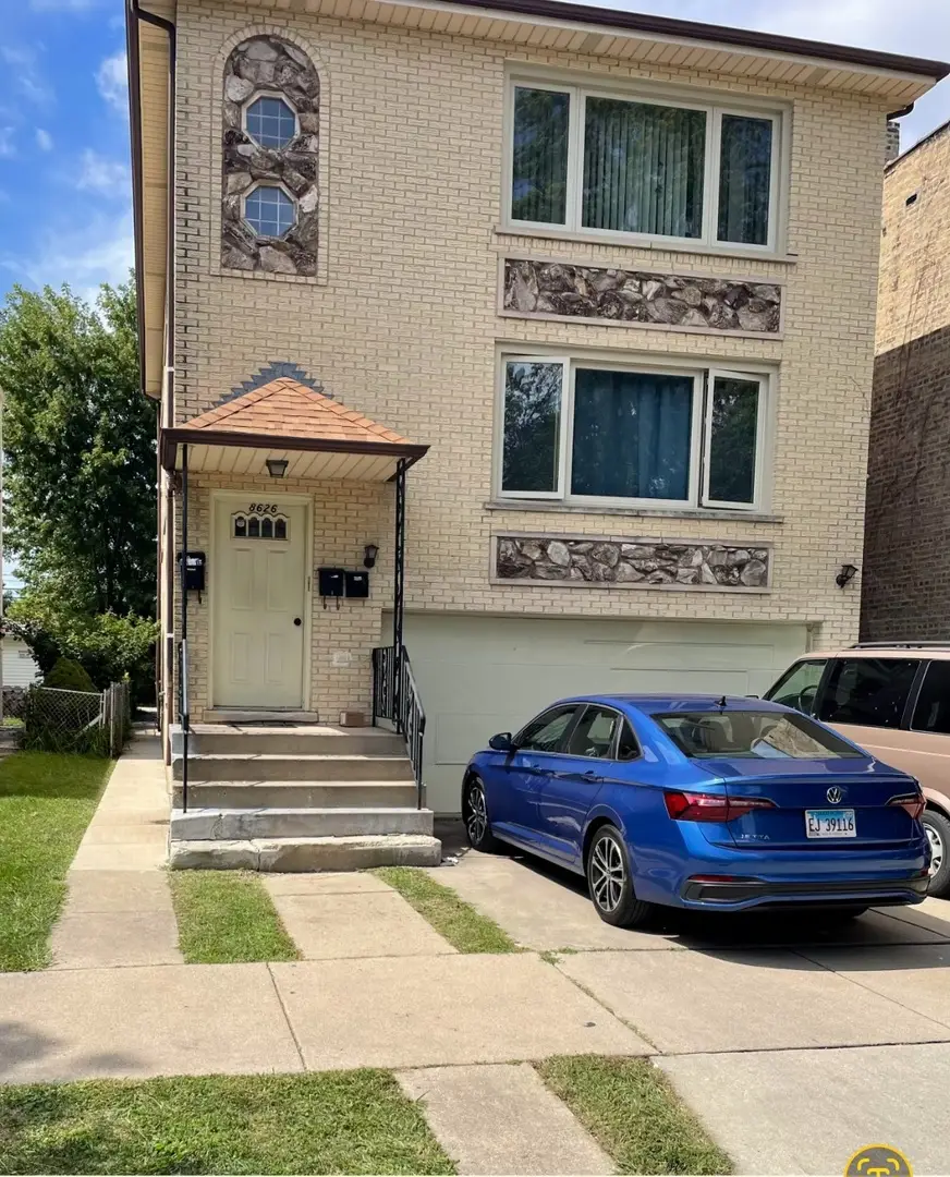 8626 Trumbull Avenue, Skokie, IL 60076 - #1