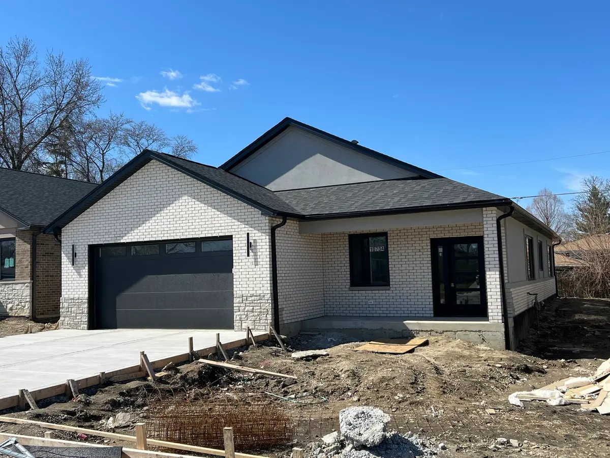 10734 S Worth Avenue, Worth, IL 60482 - #1