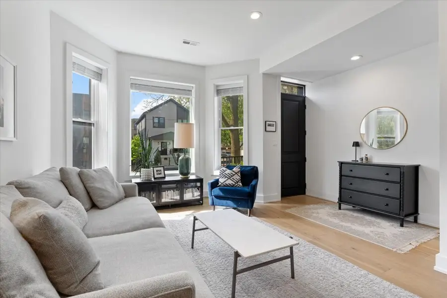 3432 W Belden Avenue #1, Chicago, IL 60647 - #3