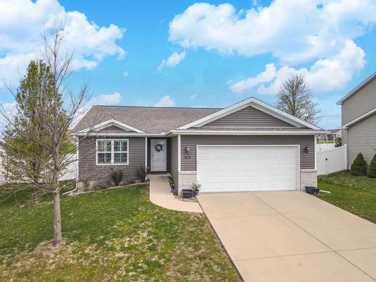 212 Springdale Avenue, Bloomington, IL 61704 - #1