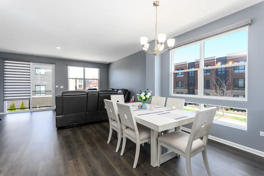 1210 Lakepointe Drive, Schaumburg, IL 60173 - #3