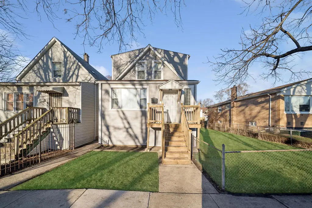 9328 S Paxton Avenue, Chicago, IL 60617 - #1