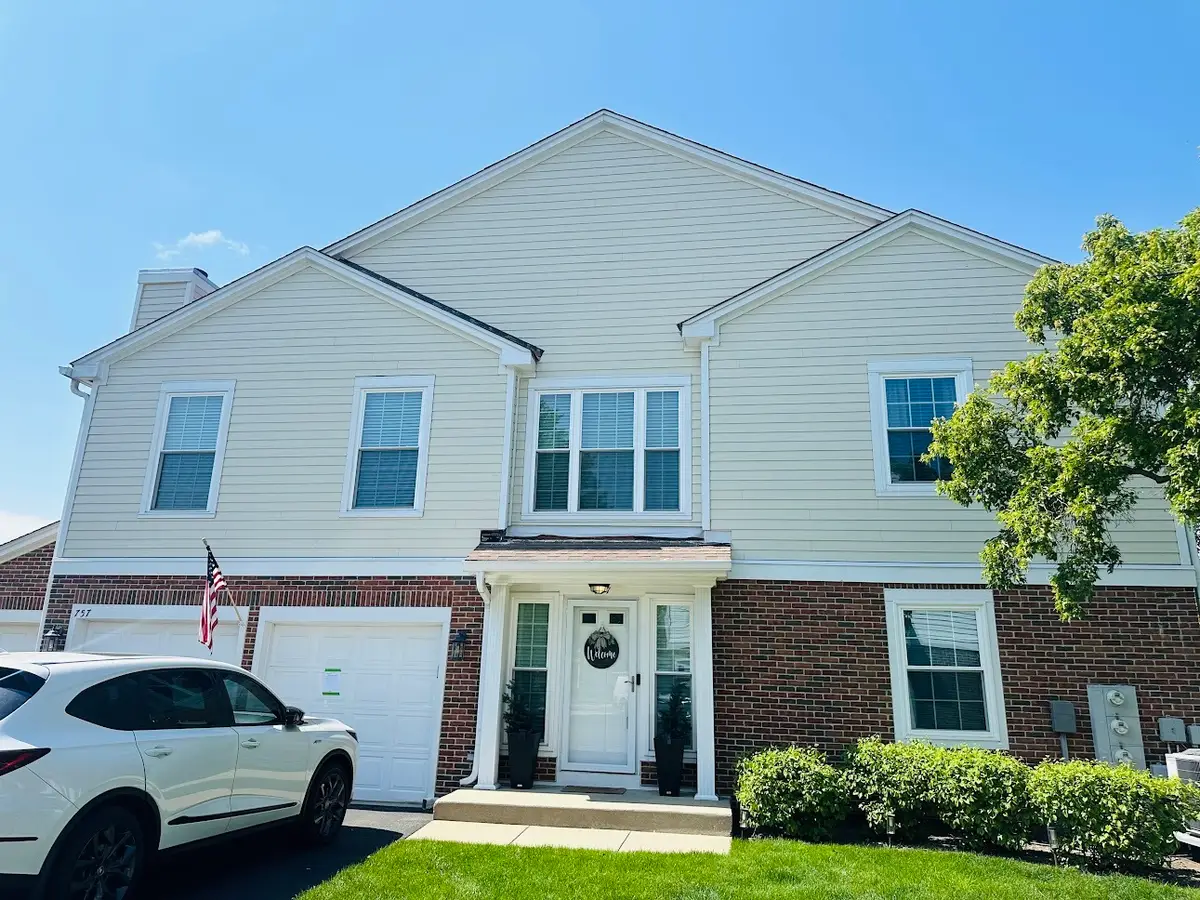 757 Grosse Pointe Circle #19-2, Vernon Hills, IL 60061 - #1