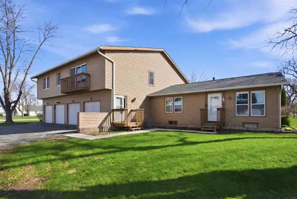 216 Eagle Court #d, Bolingbrook, IL 60440