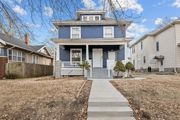 211 E Dover Court, Davenport, IA 52803