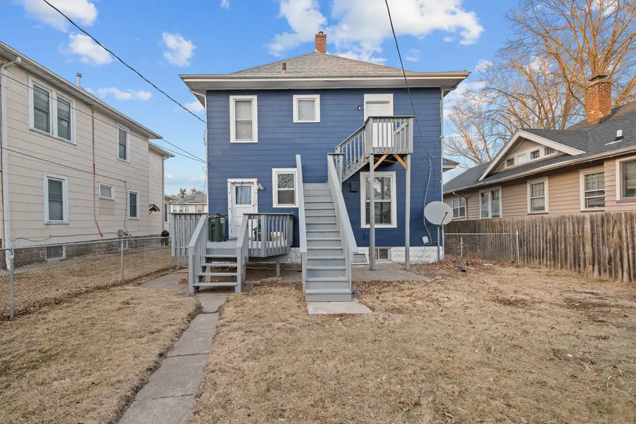 211 E Dover Court, Davenport, IA 52803 - #3