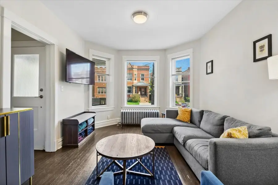 4143 W Cornelia Avenue, Chicago, IL 60641 - #2