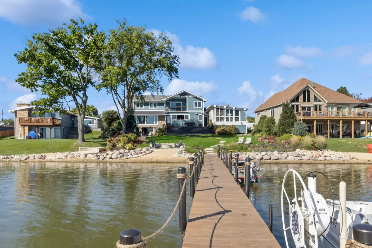 245 Sunrise Lane, Lake Zurich, IL 60047 - #1