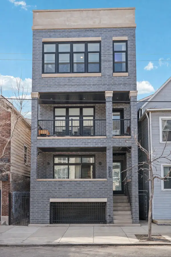 2438 N Western Avenue #3, Chicago, IL 60647