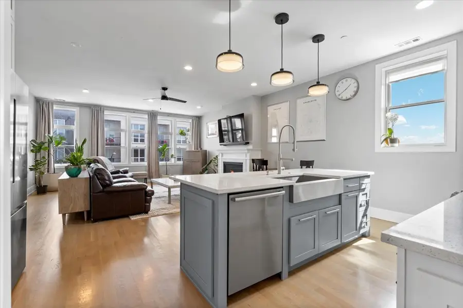 2438 N Western Avenue #3, Chicago, IL 60647 - #3