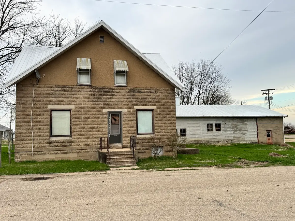 27842 2600 E Street, Van Orin, IL 61374 - #1