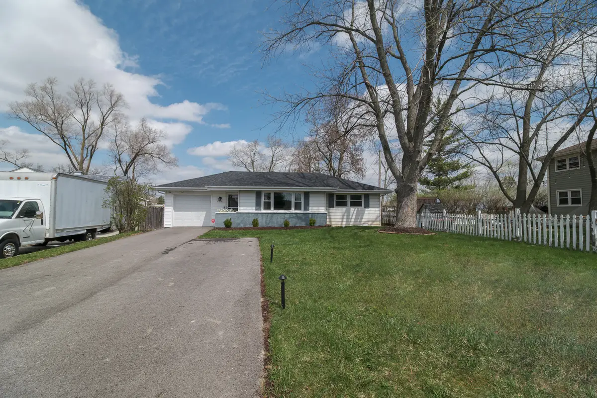 2414 Deerpath Drive, Lindenhurst, IL 60046 - #1