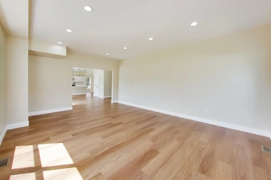 239 Parker Avenue, Aurora, IL 60505 - #2