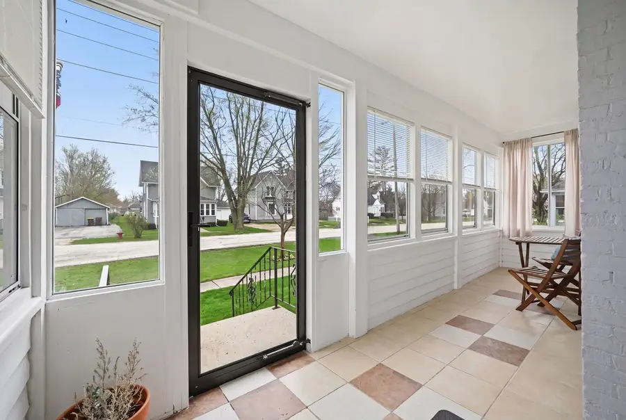 1207 Union Avenue, Belvidere, IL 61008 - #3