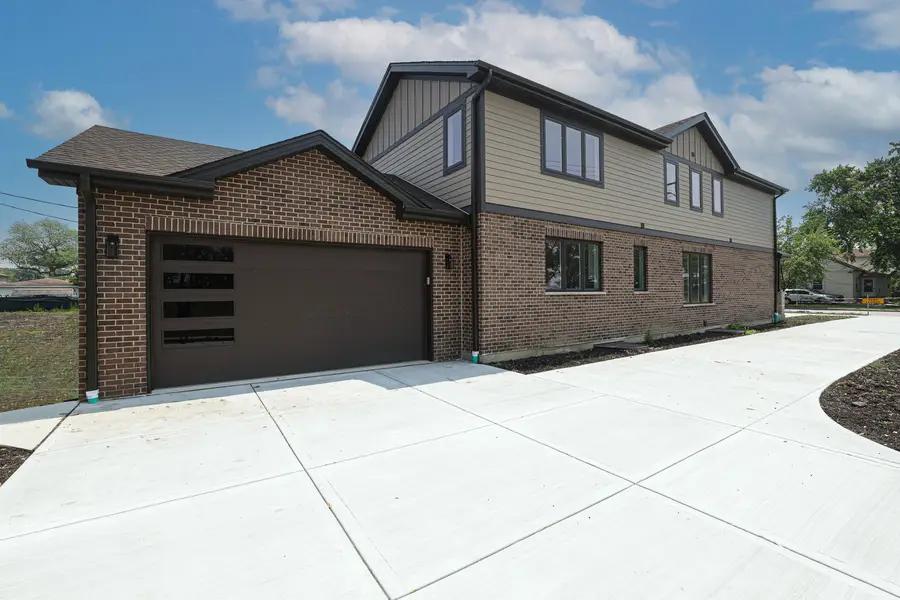 7948 W 74th Avenue, Bridgeview, IL 60455 - #3