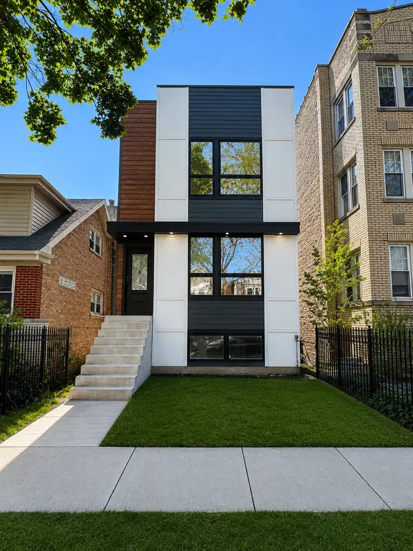 4020 N Francisco Avenue, Chicago, IL 60618