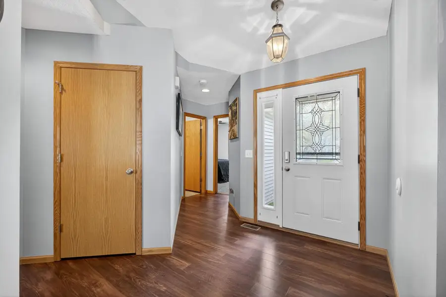 5317 Hillandale Road, Davenport, IA 52806 - #3