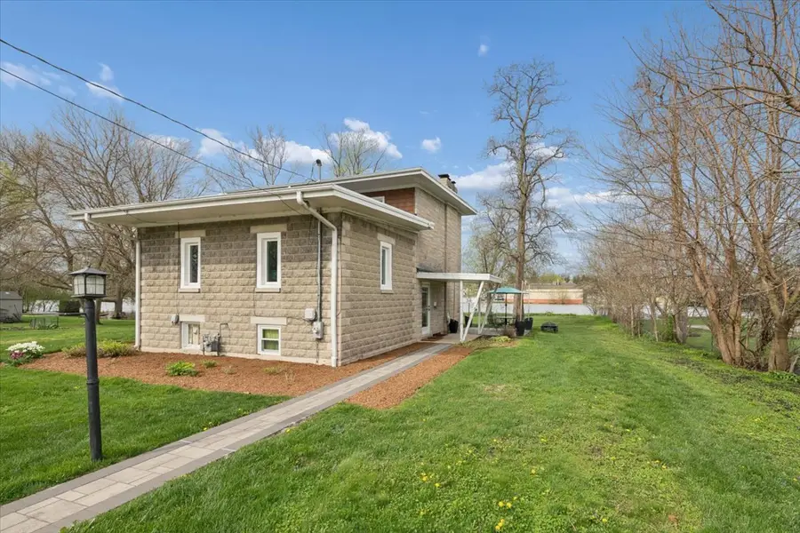 34 S River Street, South Elgin, IL 60177 - #2