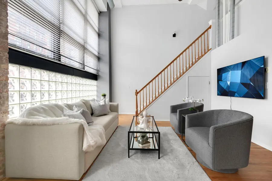 1601 S Michigan Avenue #107, Chicago, IL 60616 - #2