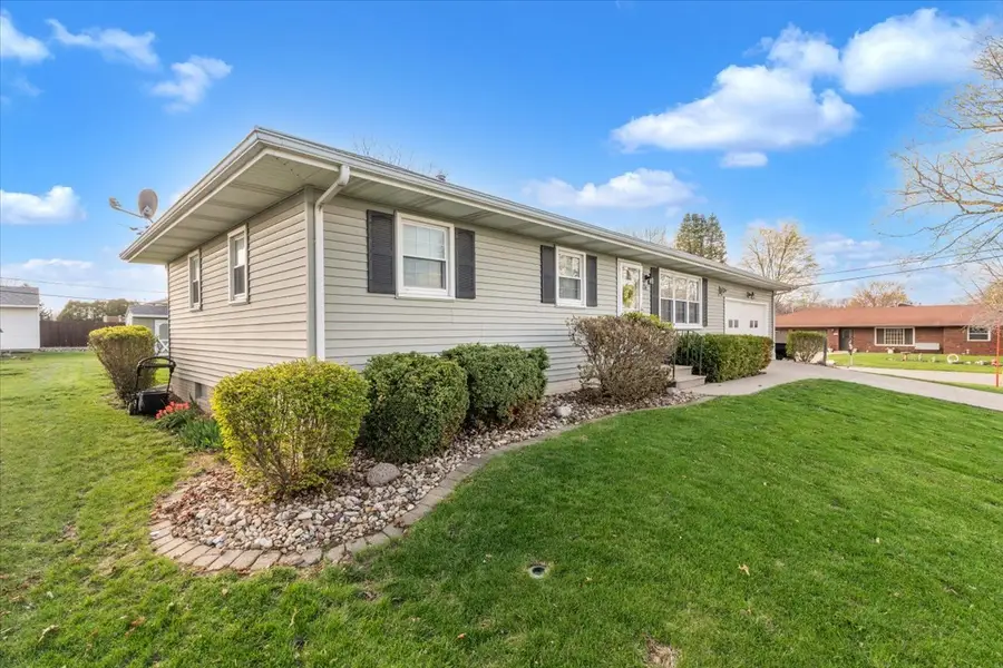 514 12th Avenue, Hampton, IL 61256 - #3