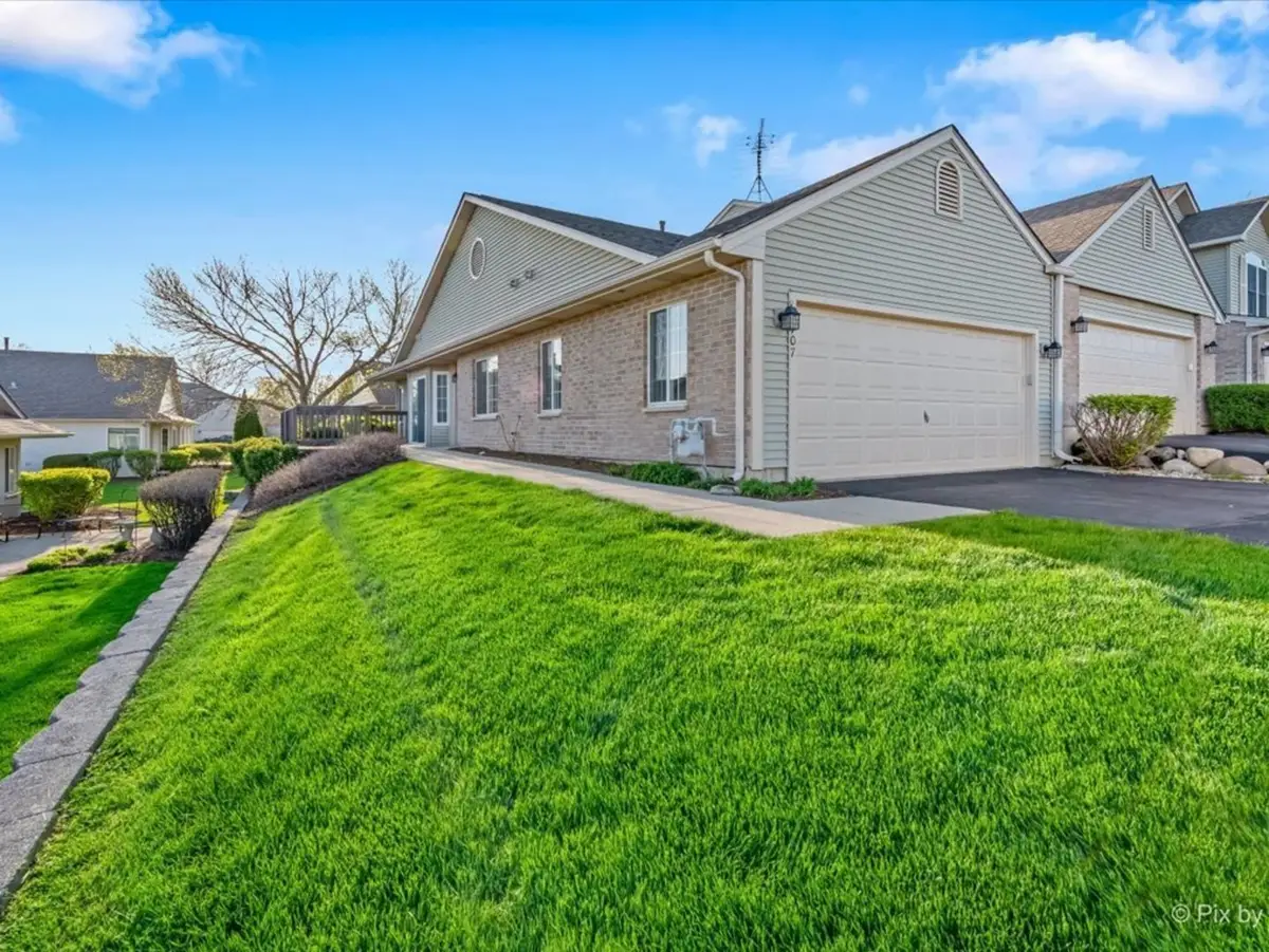 1707 Pine Street #1707, McHenry, IL 60051 - #1