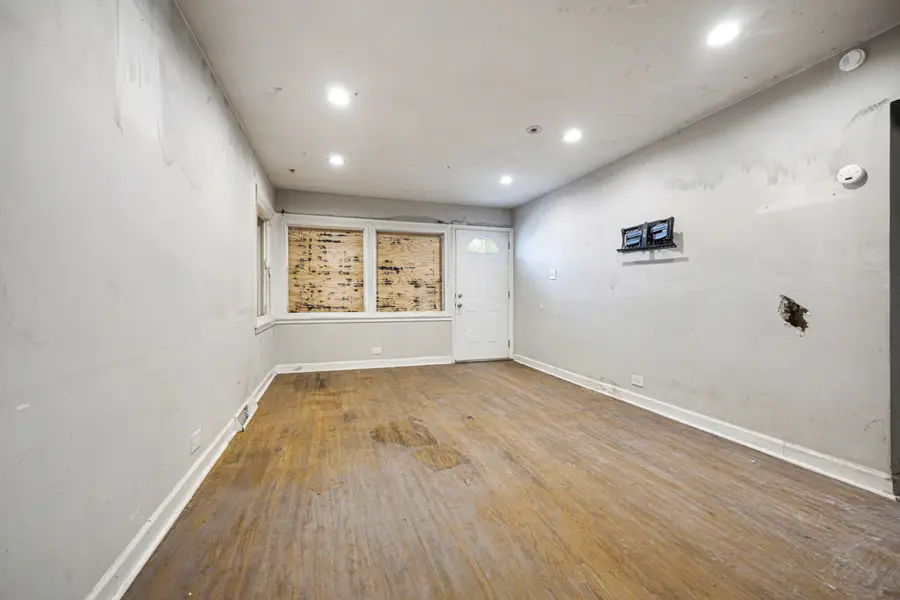 742 Bellwood Avenue, Bellwood, IL 60104 - #3