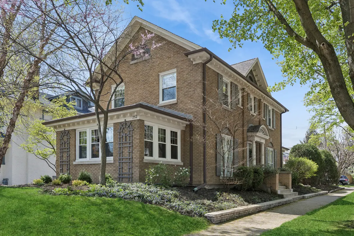 752 Lathrop Avenue, River Forest, IL 60305 - #1