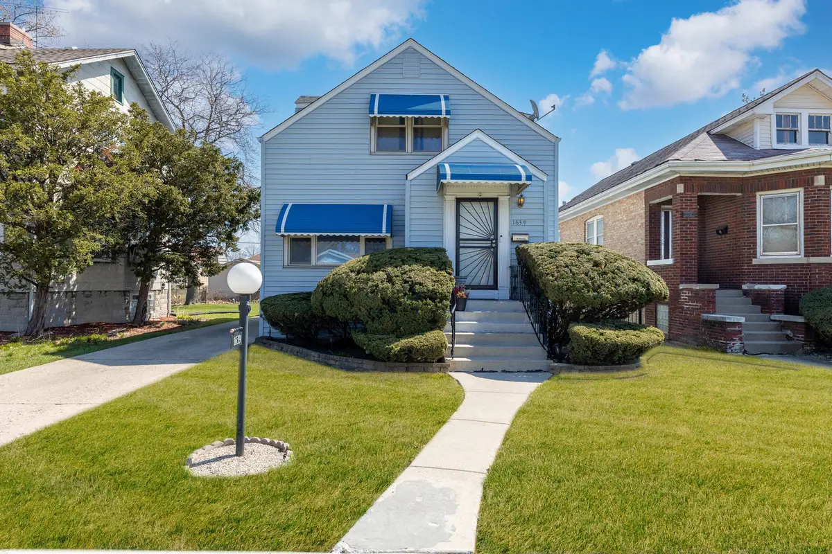 1639 S 14th Avenue, Maywood, IL 60153 - #1