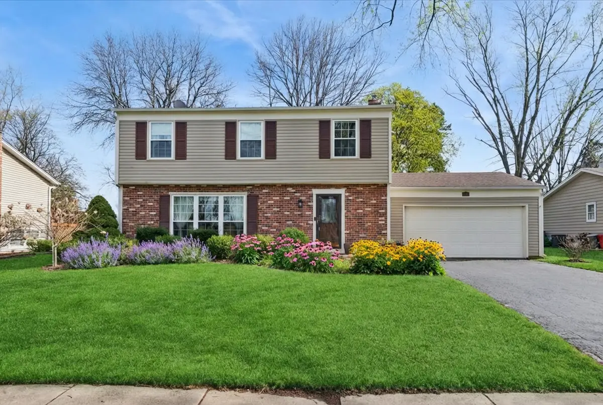 1150 Casa Solana Drive, Wheaton, IL 60189 - #1