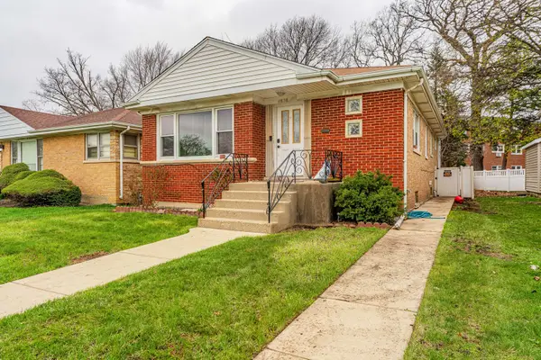 4856 Howard Street, Skokie, IL 60077