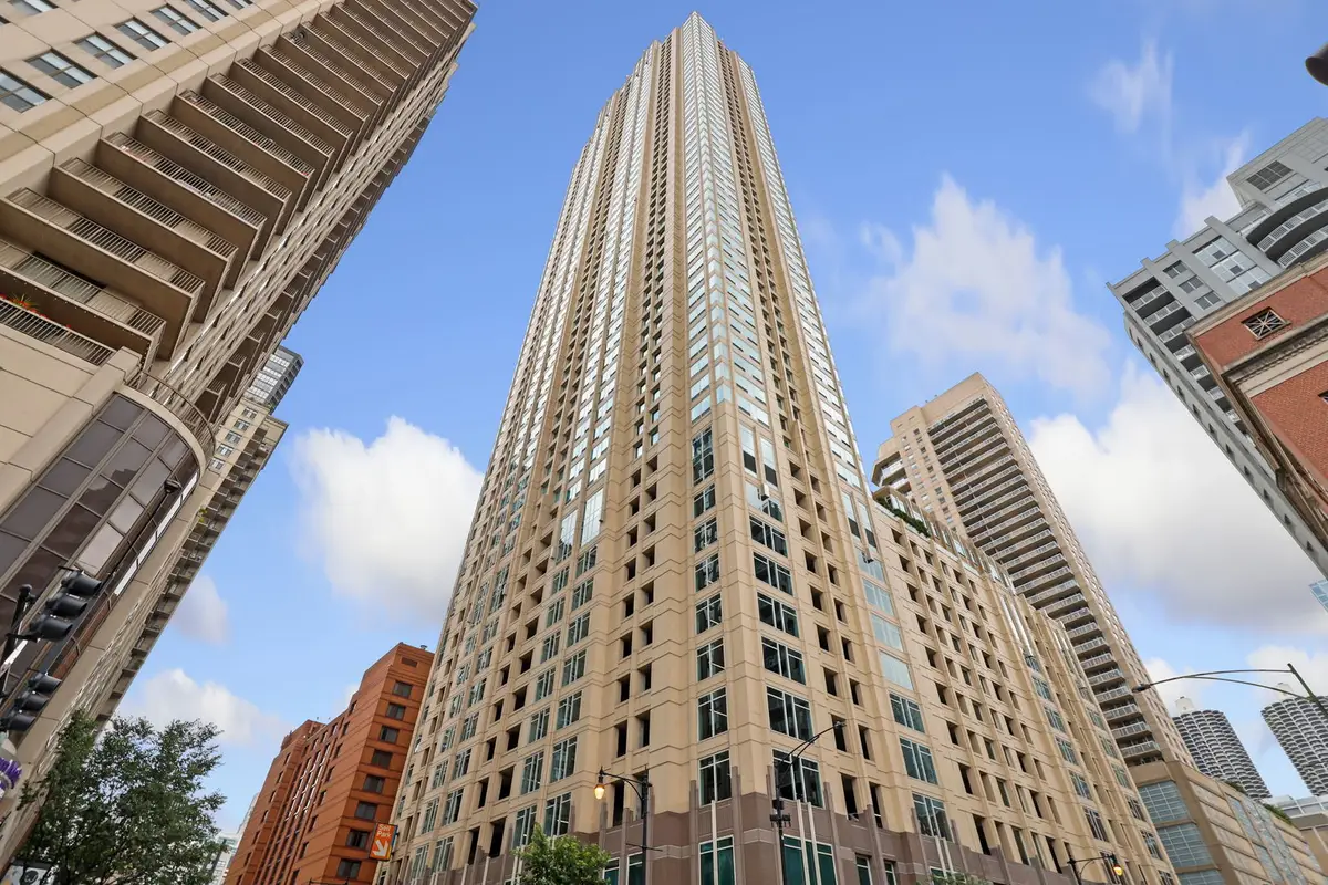 33 W Ontario Street #26B, Chicago, IL 60654 - #1