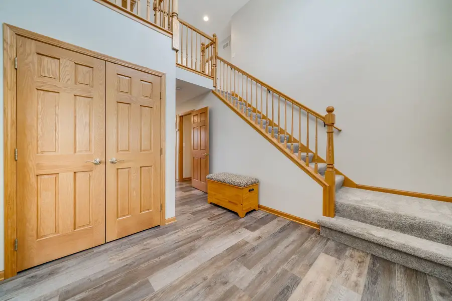 912 N Oak Creek Drive, Genoa, IL 60135 - #2