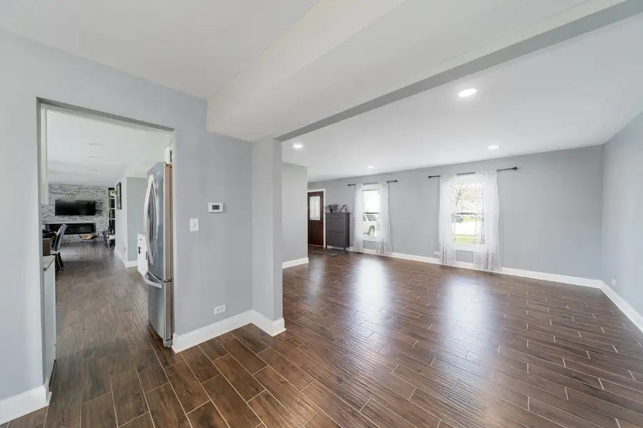 1201 N Scarlet Court, Addison, IL 60101 - #3