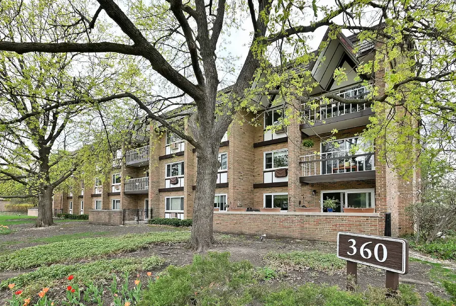360 Claymoor Avenue #2E, Hinsdale, IL 60521 - #3