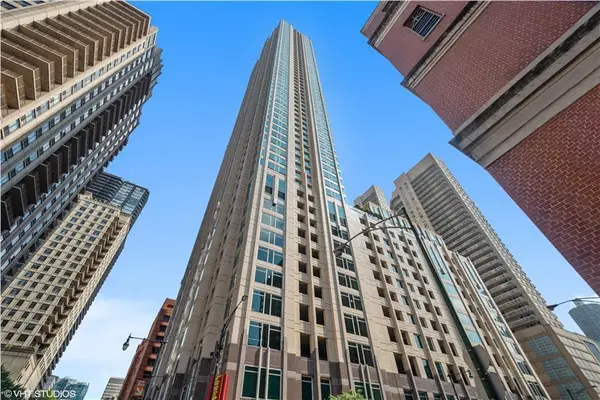 33 W Ontario Street #32C, Chicago, IL 60654