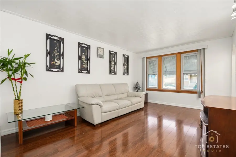4641 S Trumbull Avenue, Chicago, IL 60632 - #3