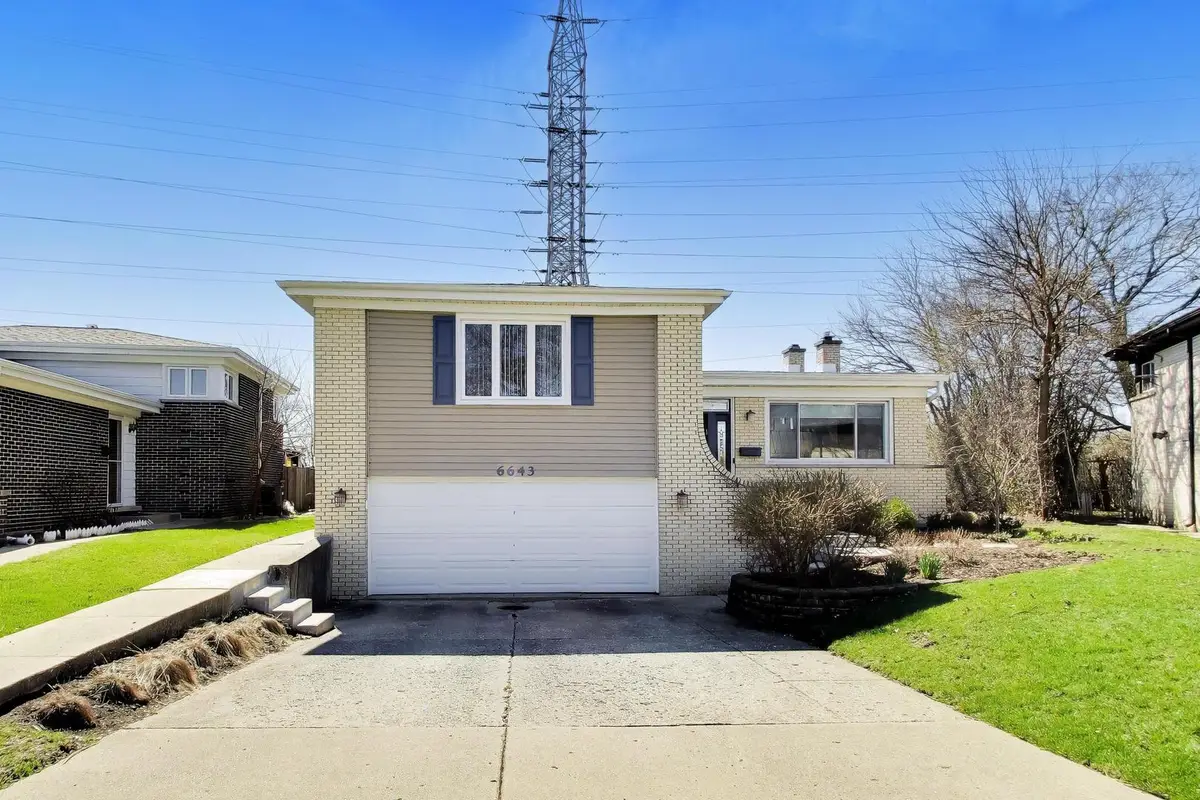 6643 Davis Street, Morton Grove, IL 60053 - #1